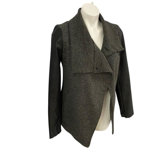 Fabletics Blazer Womens Medium Gray Jacket Contrast Sleeve Officecore Coat Work - Picture 8 of 16
